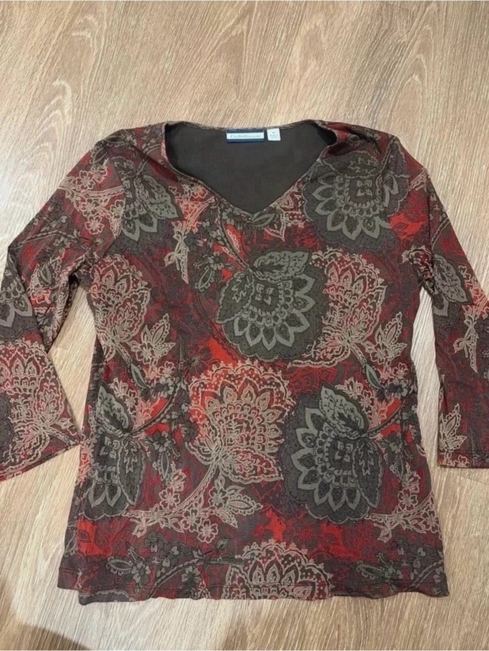croft & barrow Red and Brown Floral V-Neck quarter Sleeve Top
